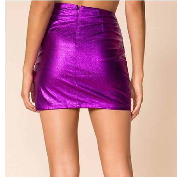 superdown. Revolve. Size X Large. Metallic Purple Skirt. 💜 - Picture 5 of 12